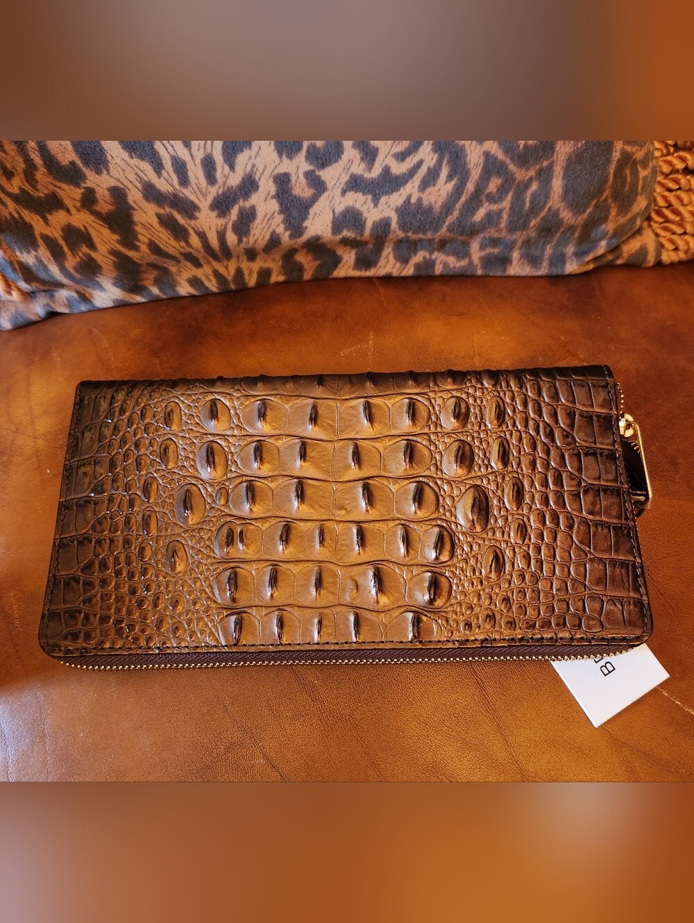 ƁEAUTIFUL BRAHMIN GANACHE OMBRE SKYLER Wristlet-Wallet NWT - Picture 2 of 3